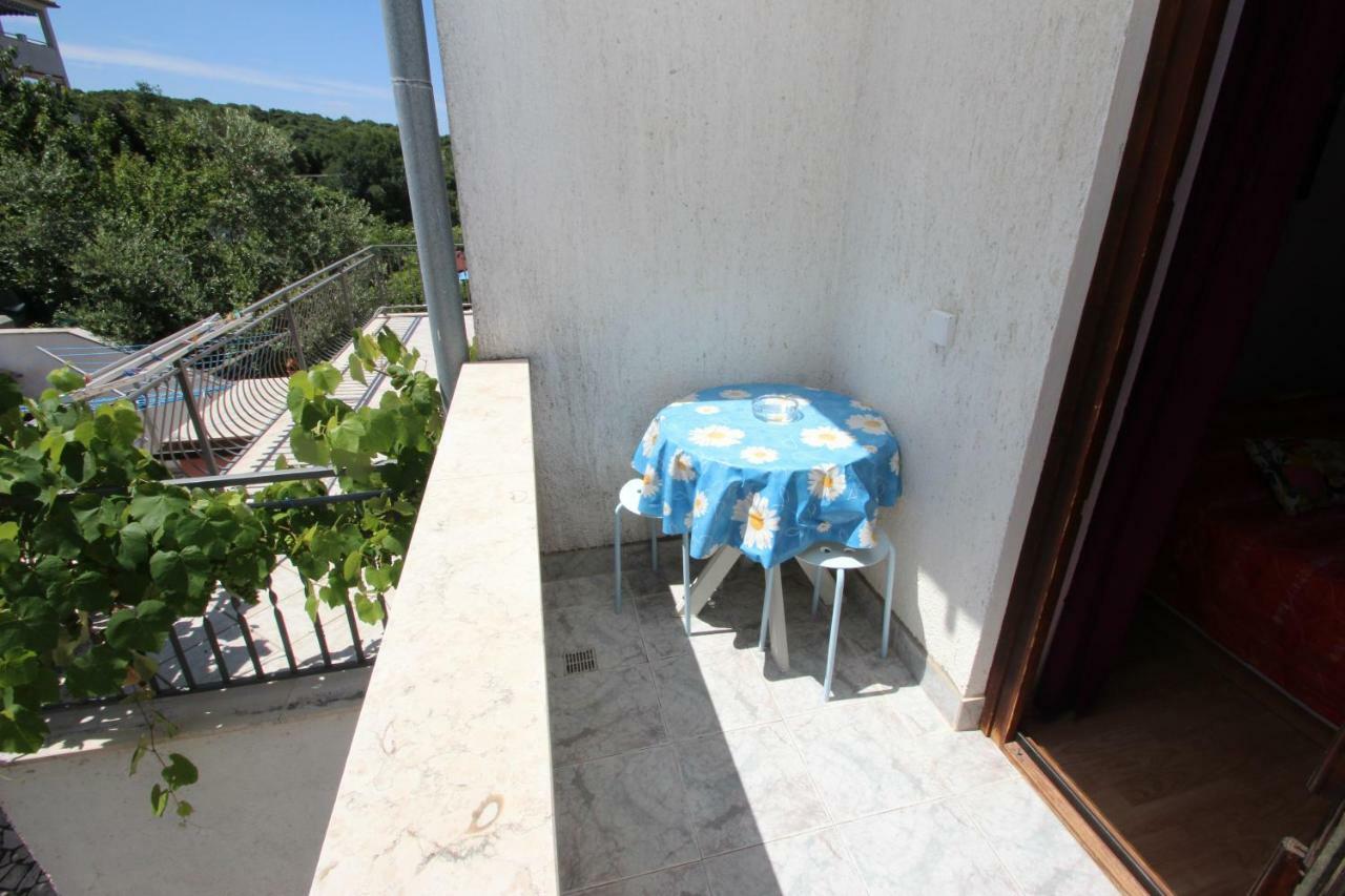 Apartment Sandi فيرسار المظهر الخارجي الصورة